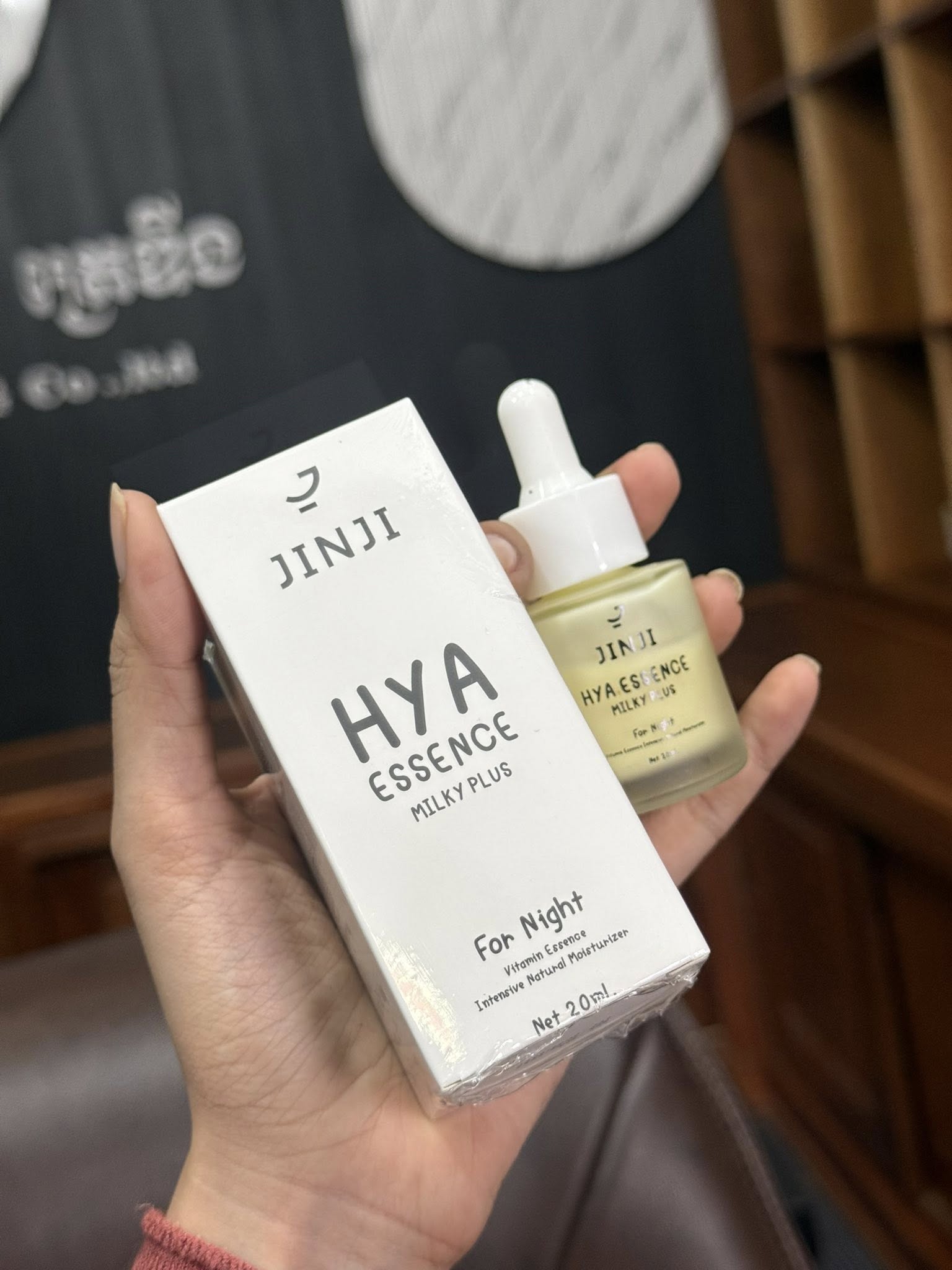 Jinji HYA Essence Milky Plus For Night