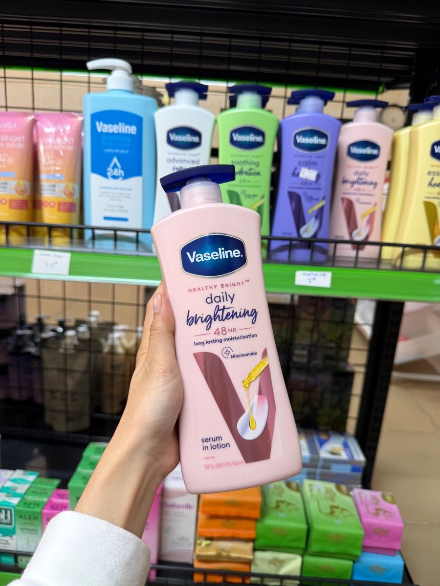 Vaseline Daily Brightening Body Lotion USA 600ml