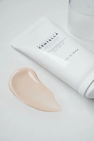 SKIN1004 Tone Brightening Tone Up Sunscreen SPF50+ PA++++ 50ML thumbnail 2