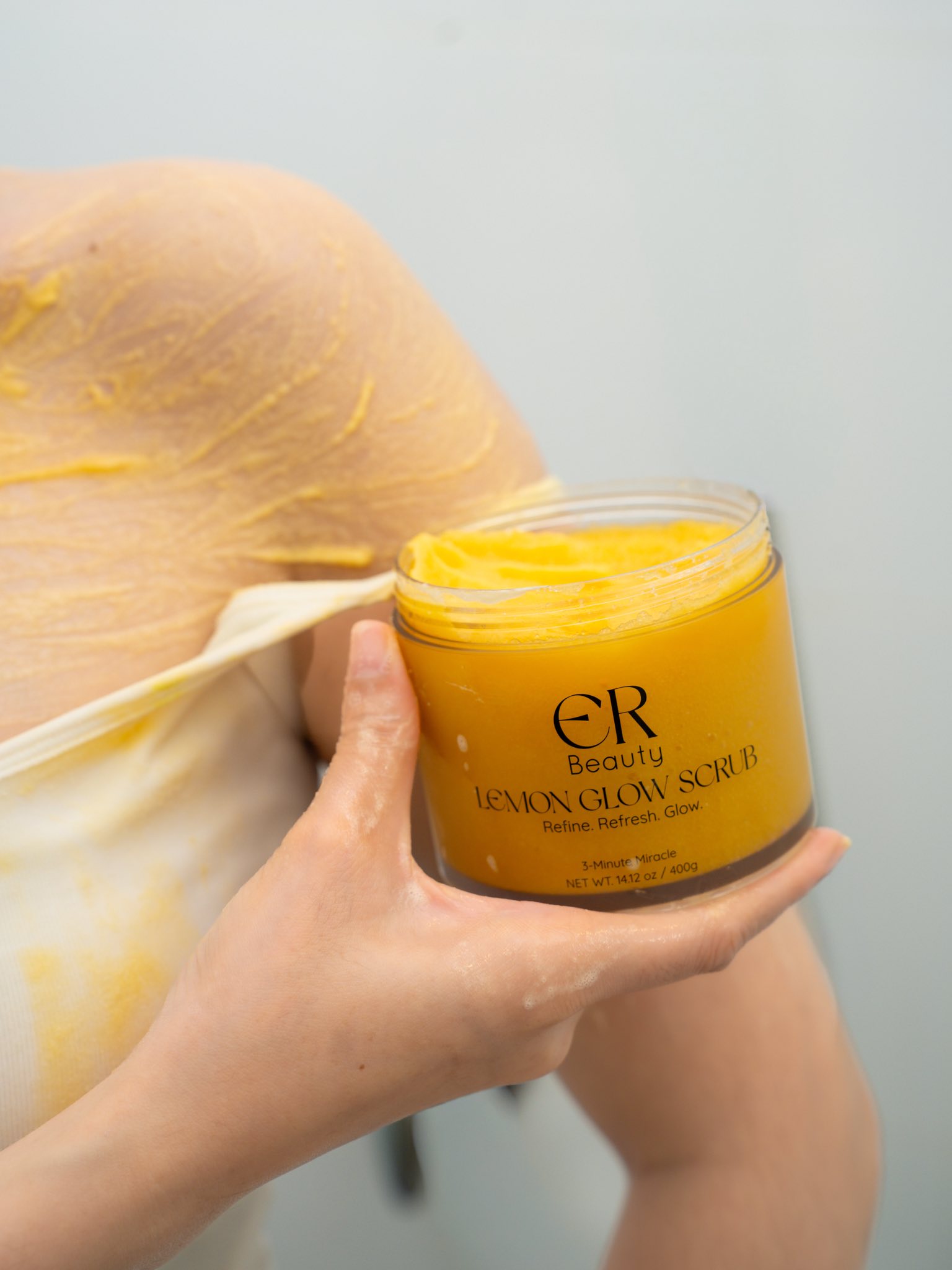 ER Lemon Glow Scrub
