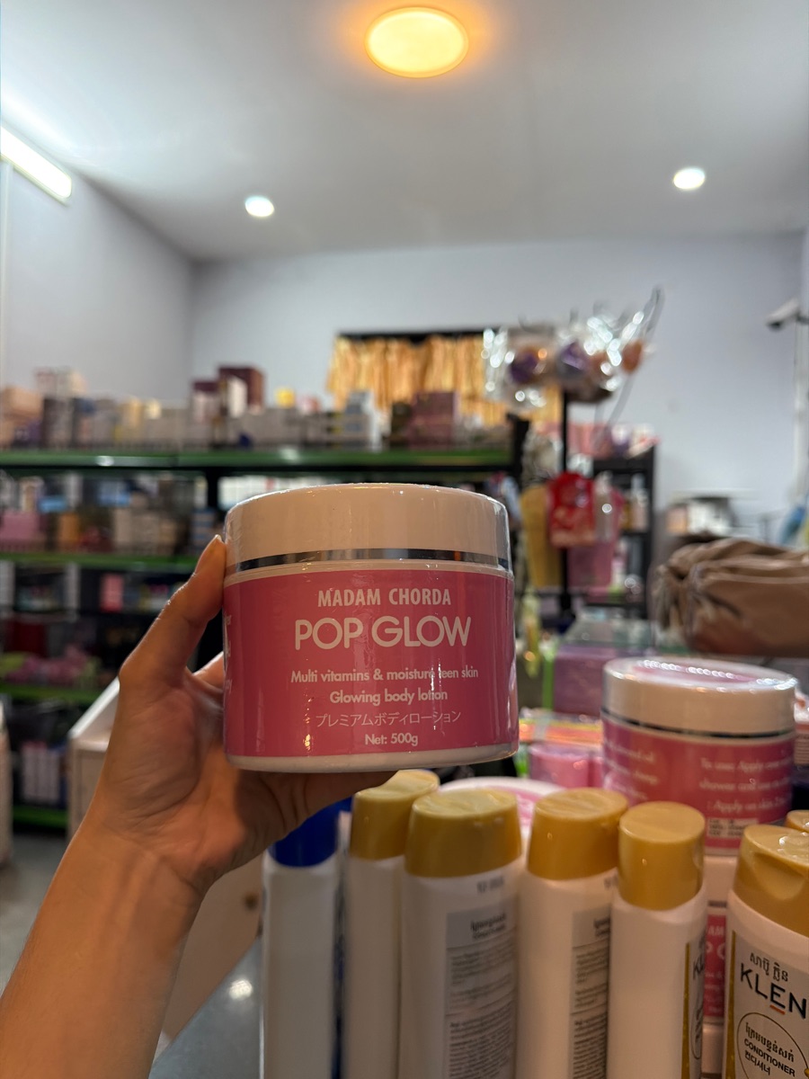 POP Glow Multi Vitamins & Moisture Teen Skin Glowing Body Lotion 500g